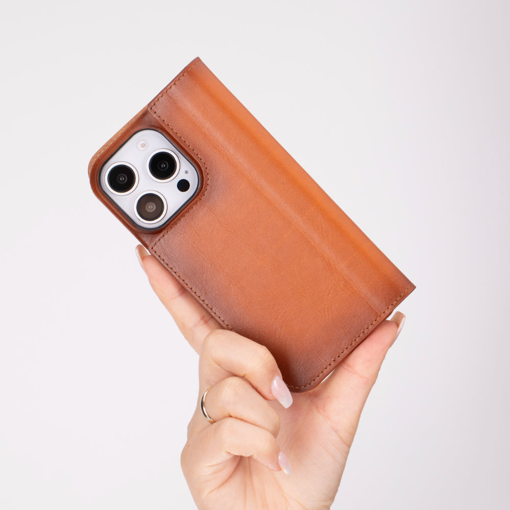 Sonat Leather iPhone 16 Pro Folio Case