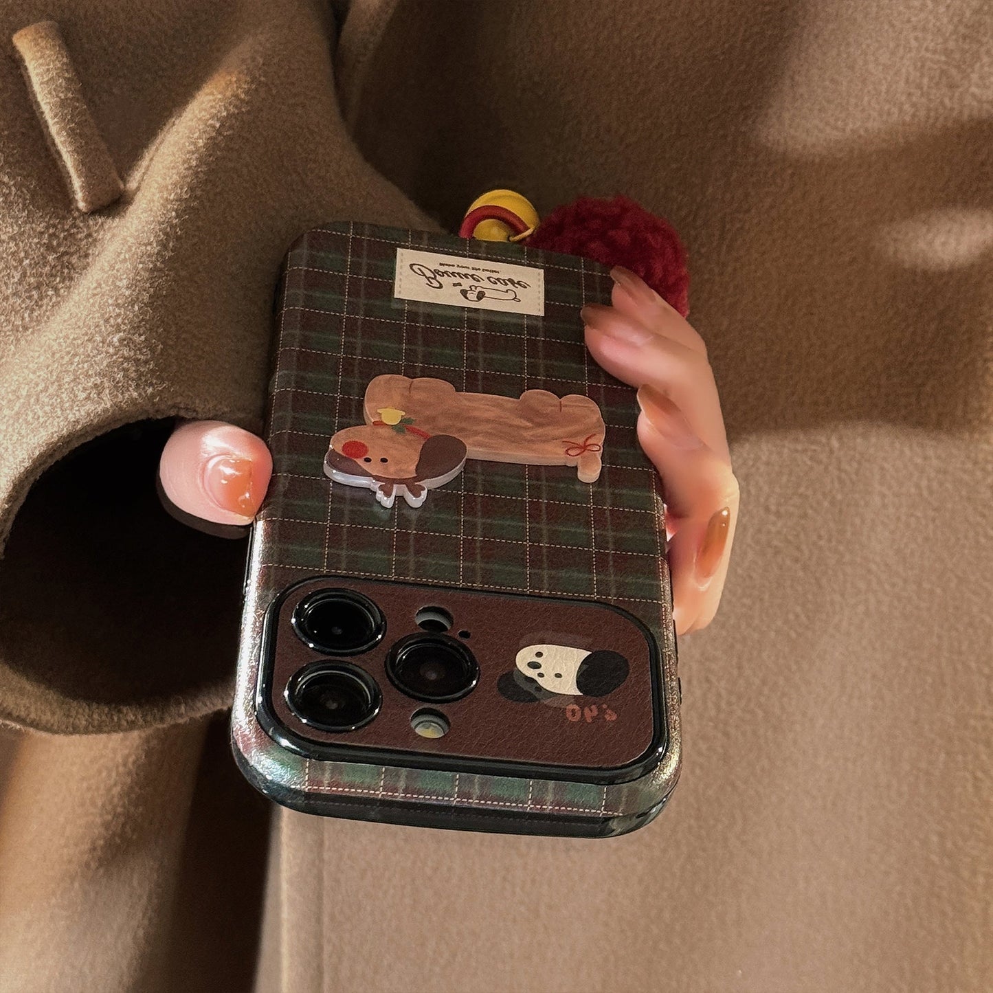 Vintage plaid for iPhone 16 mobile phone case iphone15 Christmas puppy 14promax leather 17 plush rope