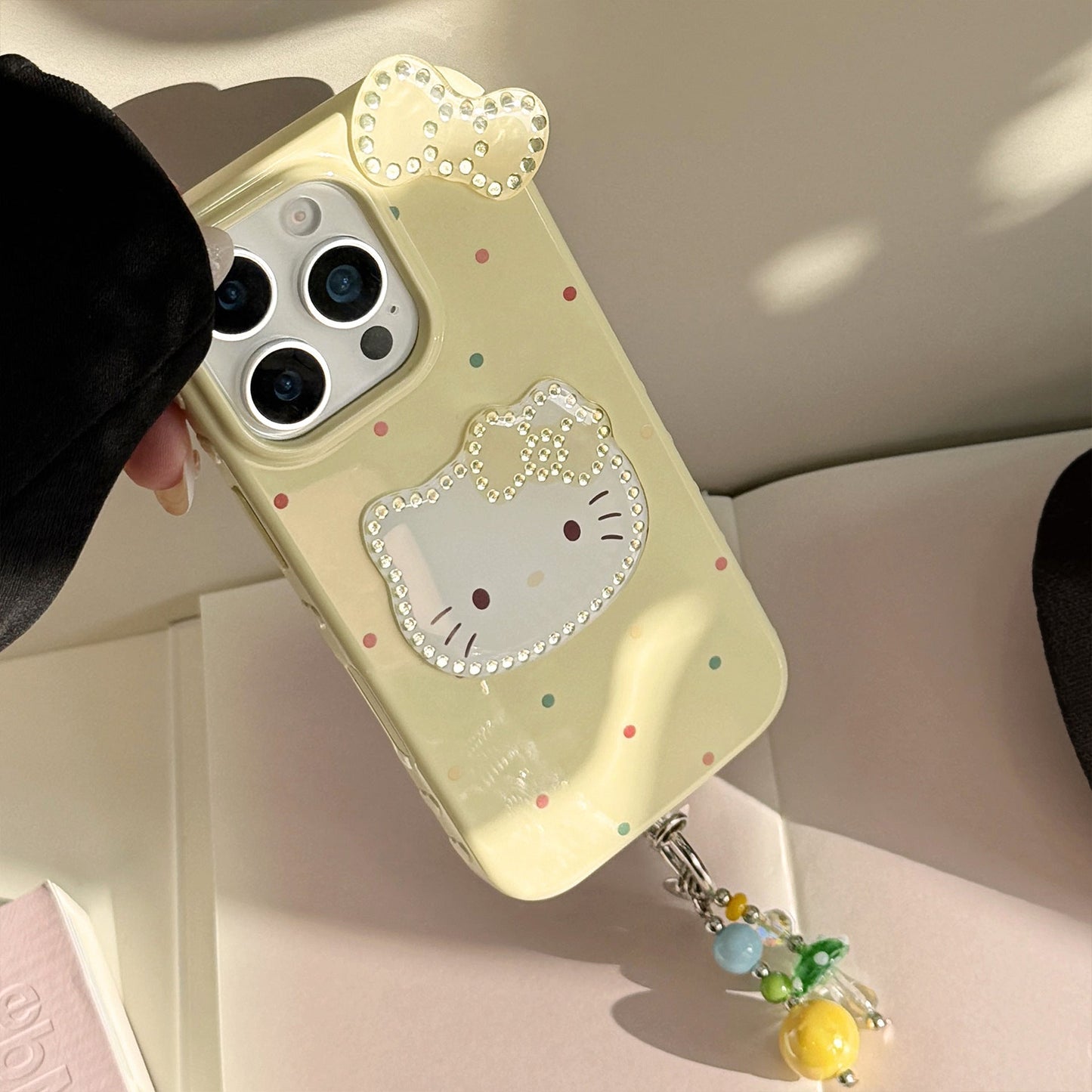 Three-dimensional gilt is suitable for 17promax Apple 16 mobile phone case iphone14 color polka dot bow cat 13 pendant.