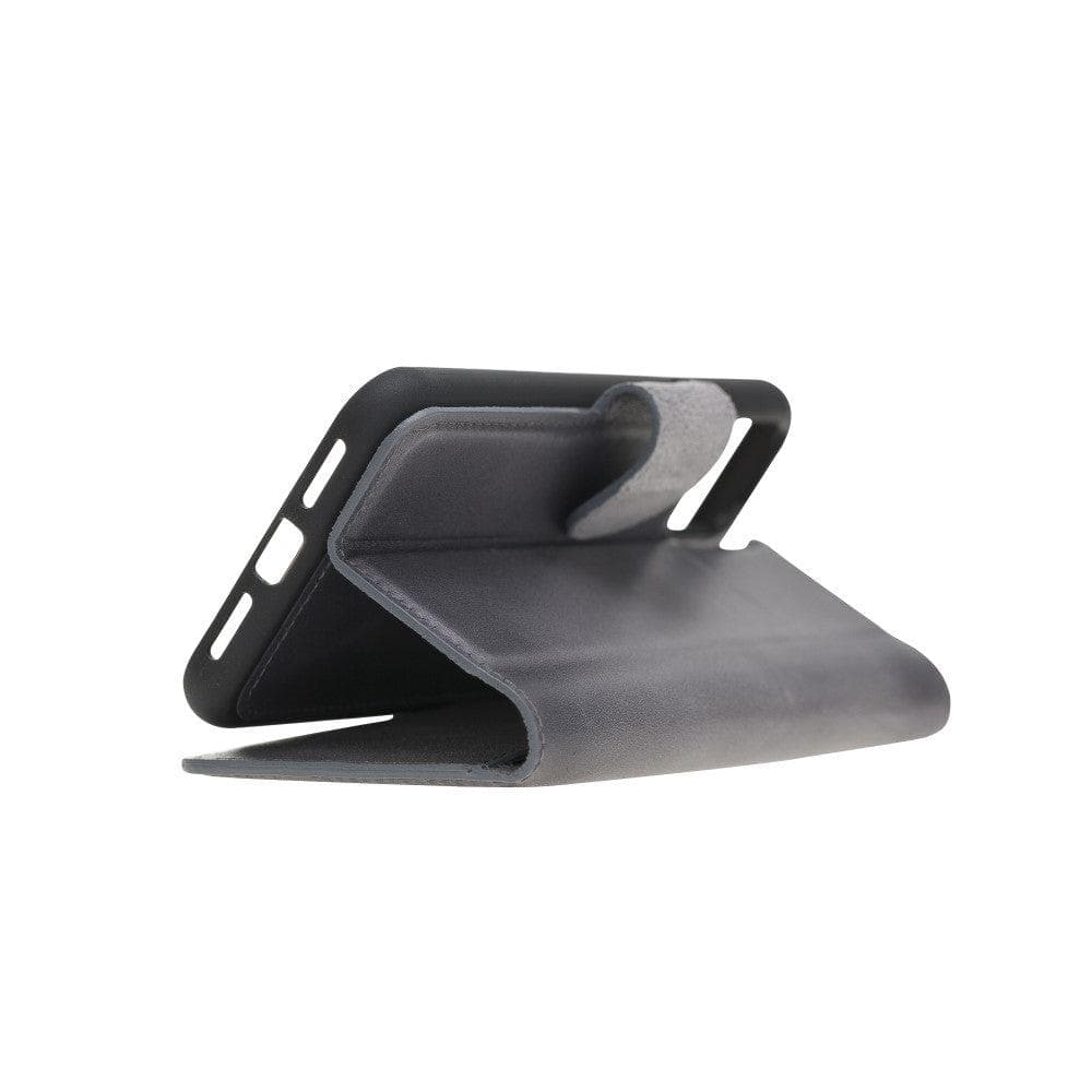 Magic iPhone 11 Pro Detachable Leather Wallet Case